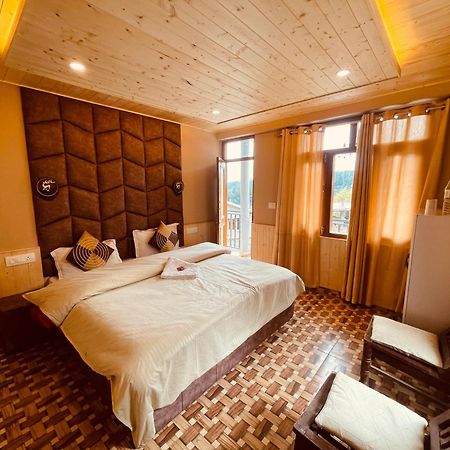 Хостел La Voglia-Old Manali Экстерьер фото